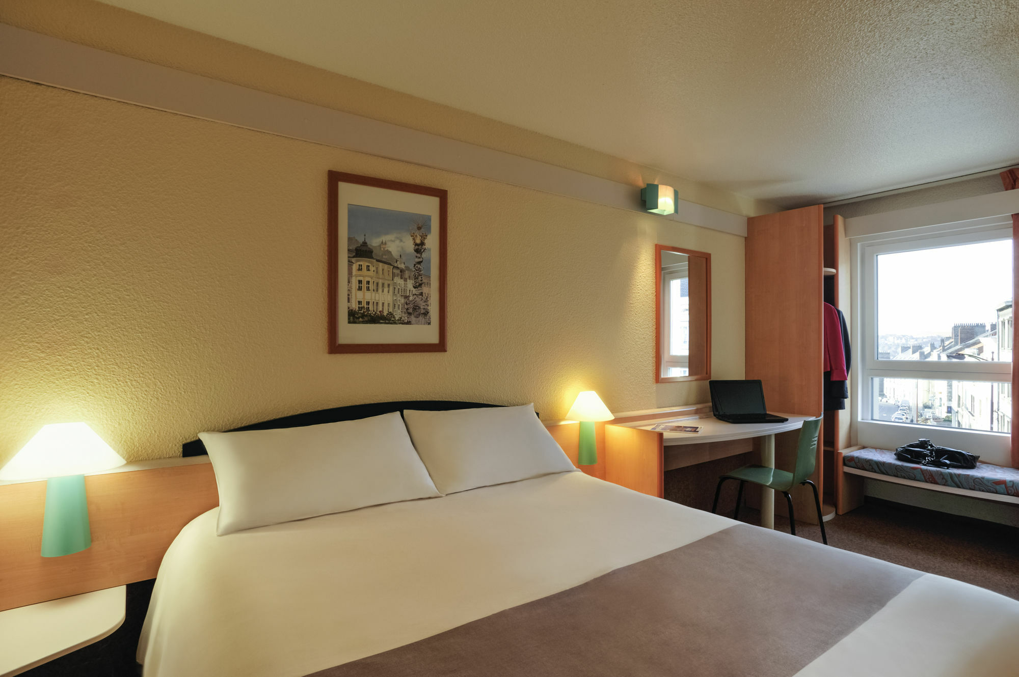Ibis Styles Boulogne Sur Mer Centre Cathedrale Экстерьер фото